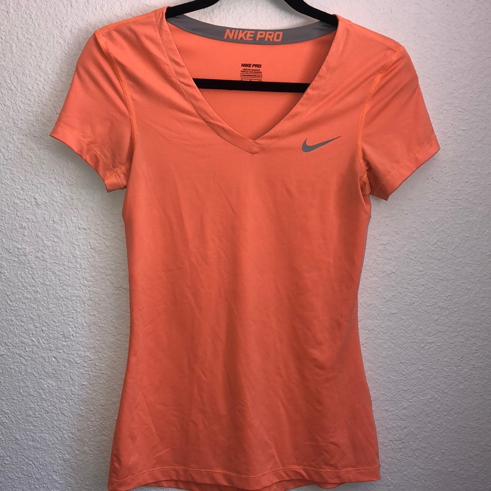 Nike Pro top dry fit